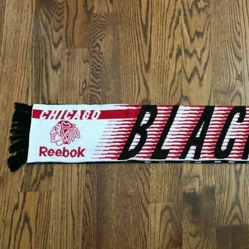 Unisex Chicago Blackhawks Hockey Reebok Face Off Collection Jacquard Scarf NWT
